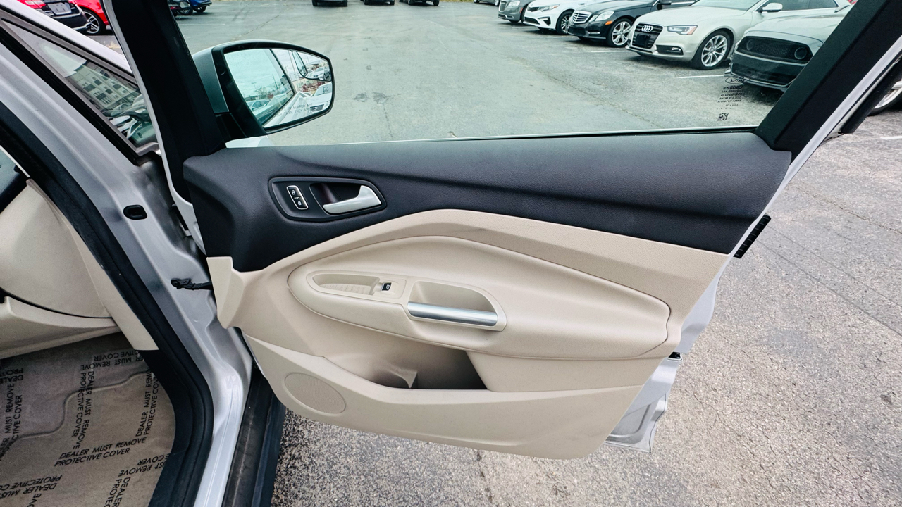 Ford C-Max Hybrid SEL 2015