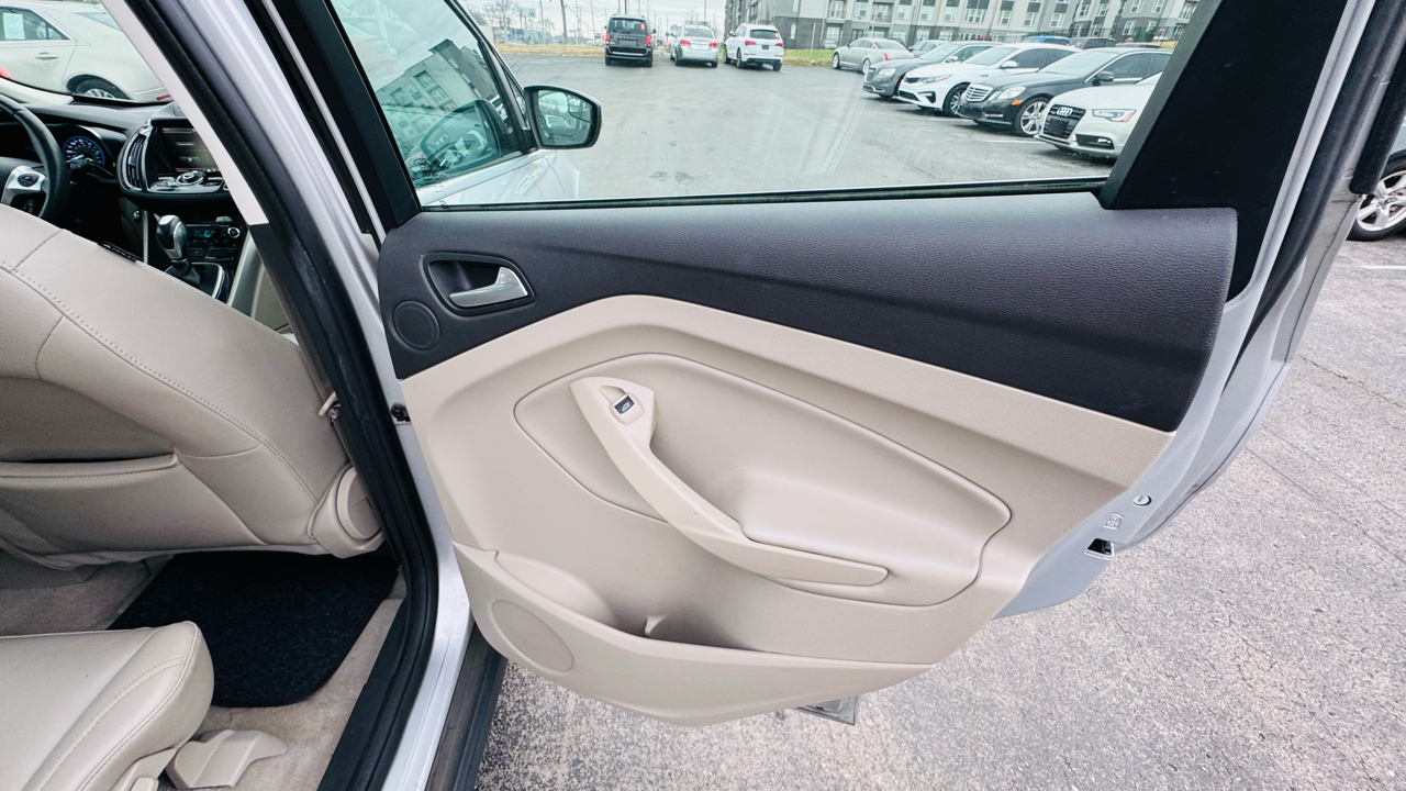 Ford C-Max Hybrid SEL 2015