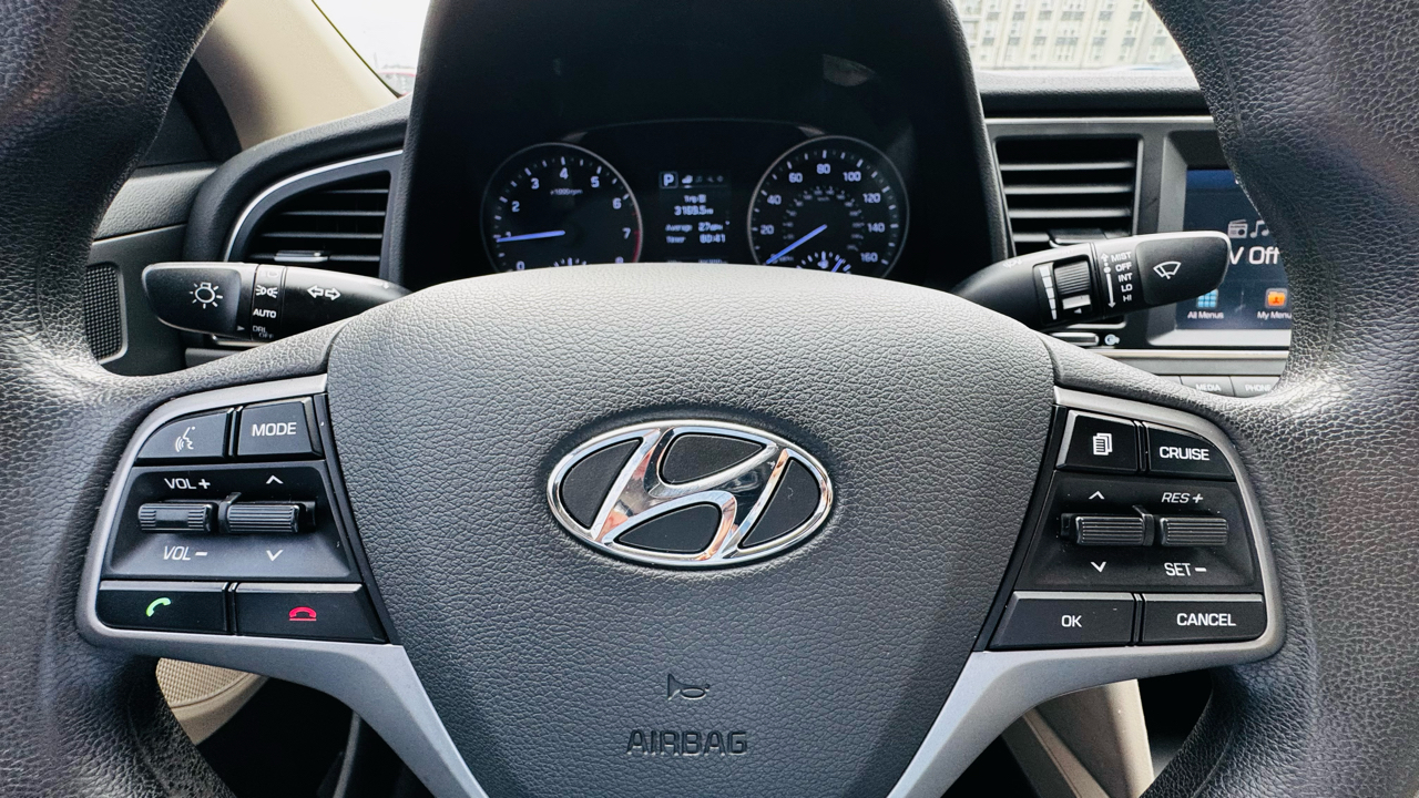 Hyundai Elantra Limited 2018