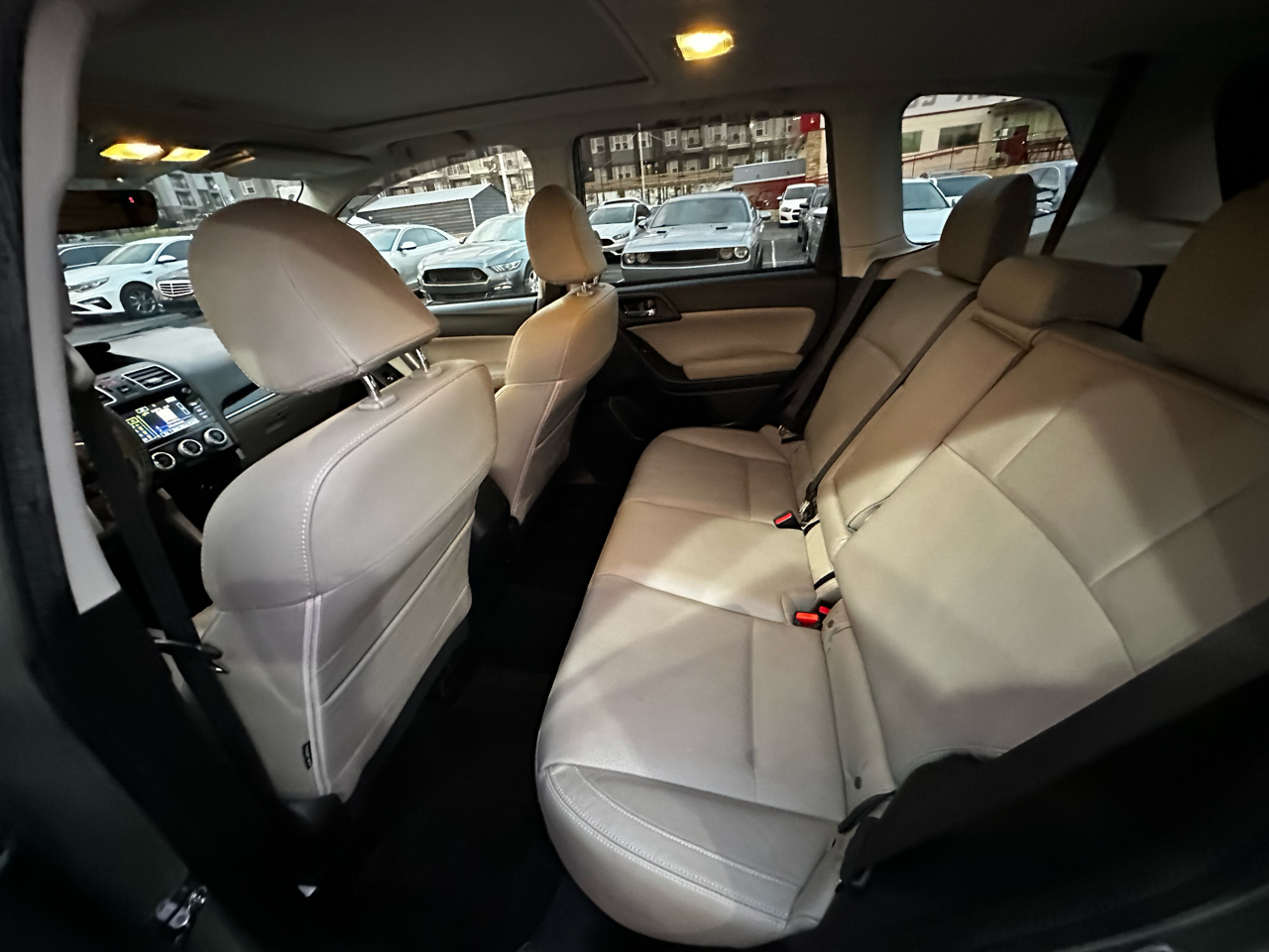 Subaru Forester 2.5i Limited 2017