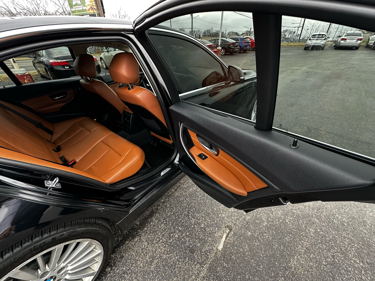 BMW 3-Series 328i xDrive Sedan 2014