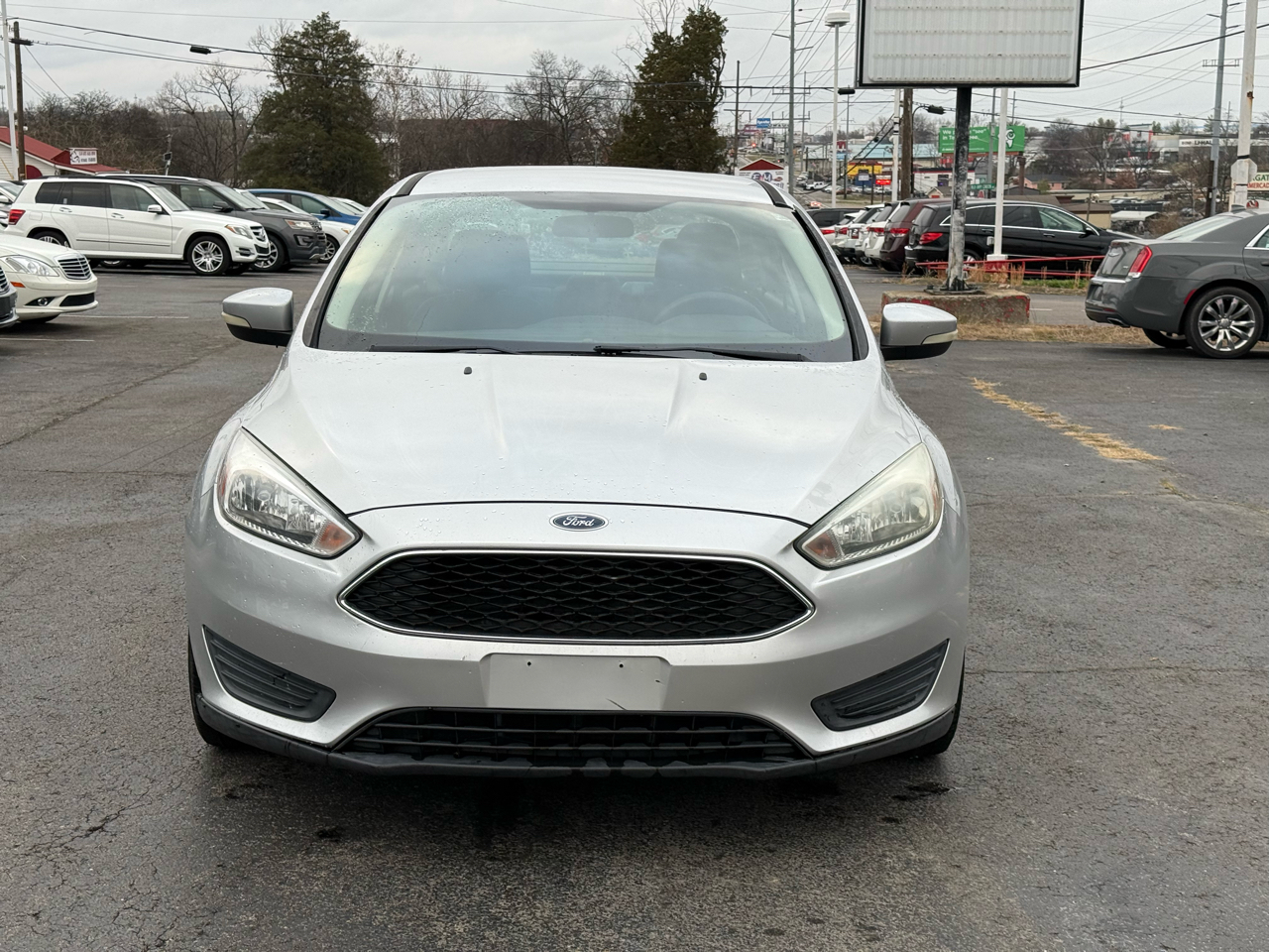 Ford Focus SE Sedan 2016