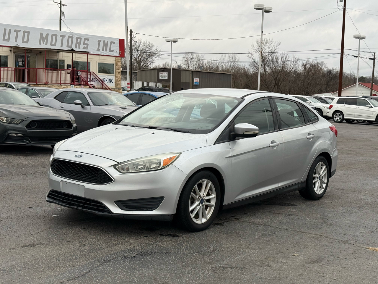Ford Focus SE Sedan 2016