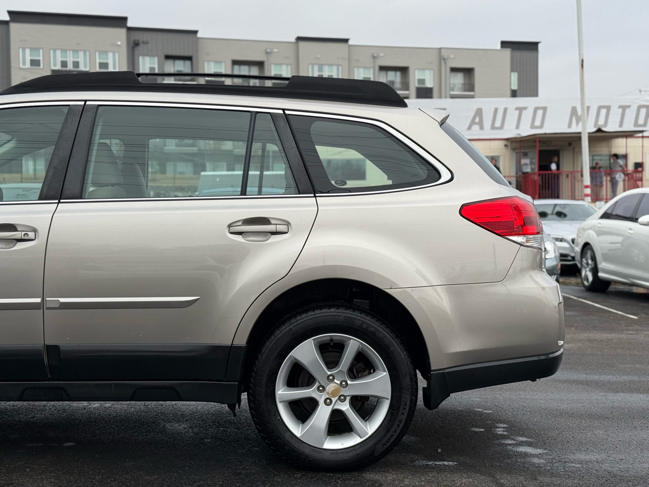 Subaru Outback 2.5i 2014