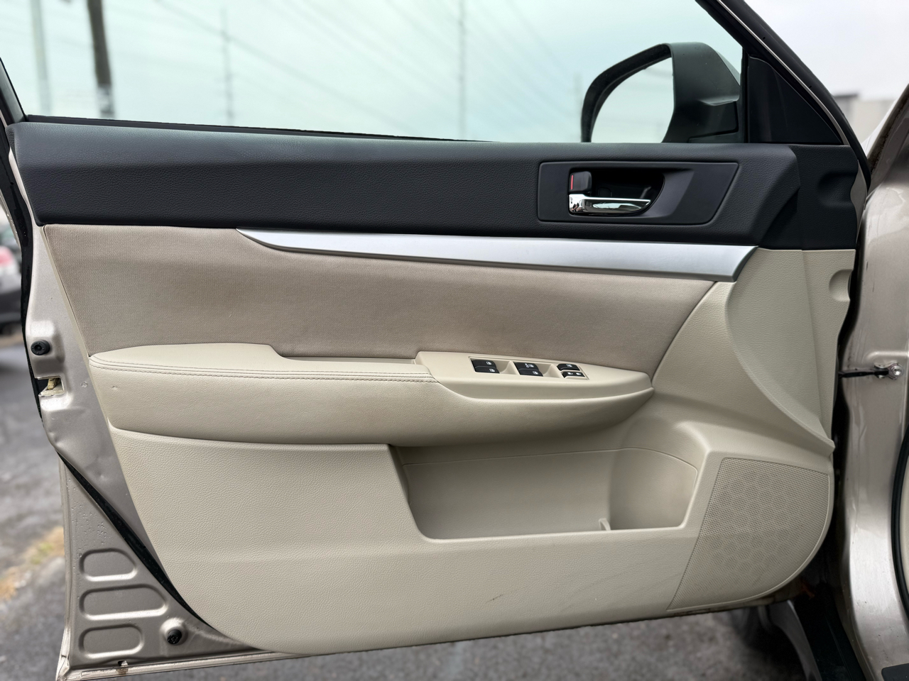 Subaru Outback 2.5i 2014