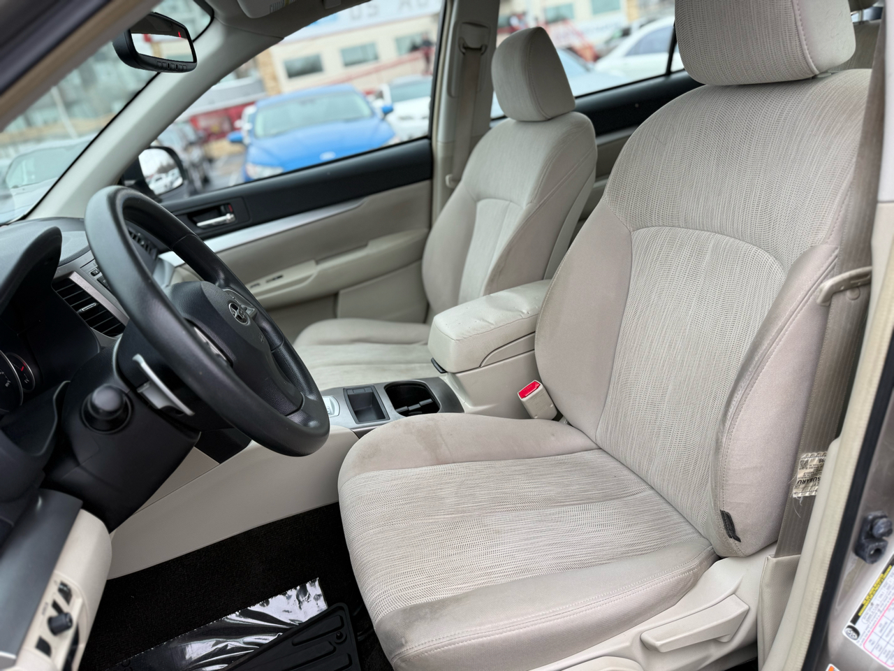 Subaru Outback 2.5i 2014