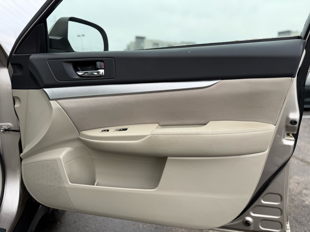 Subaru Outback 2.5i 2014