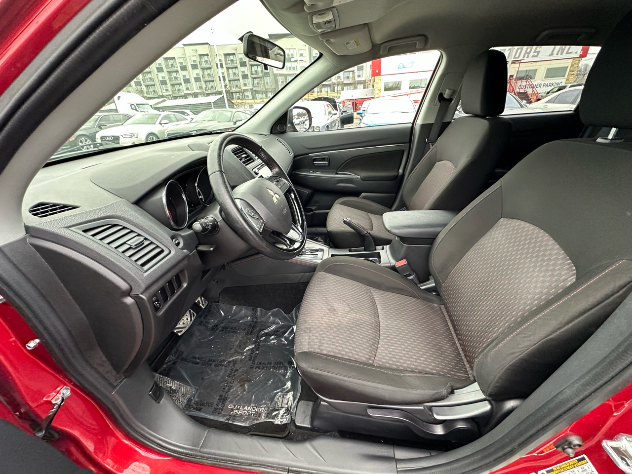 Mitsubishi Outlander Sport 2.0 ES 4WD CVT 2018