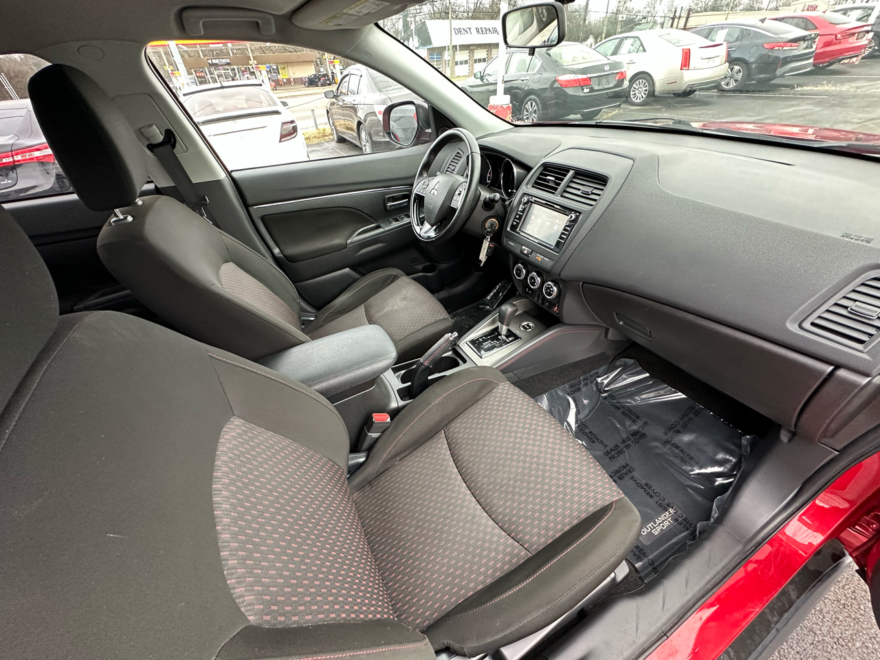 Mitsubishi Outlander Sport 2.0 ES 4WD CVT 2018