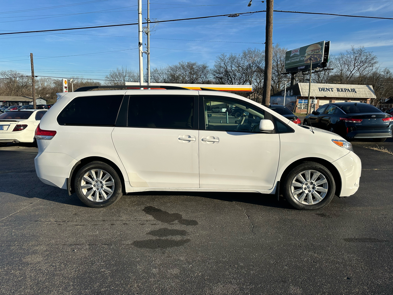 Toyota Sienna Limited AWD 7-Passenger V6 2014
