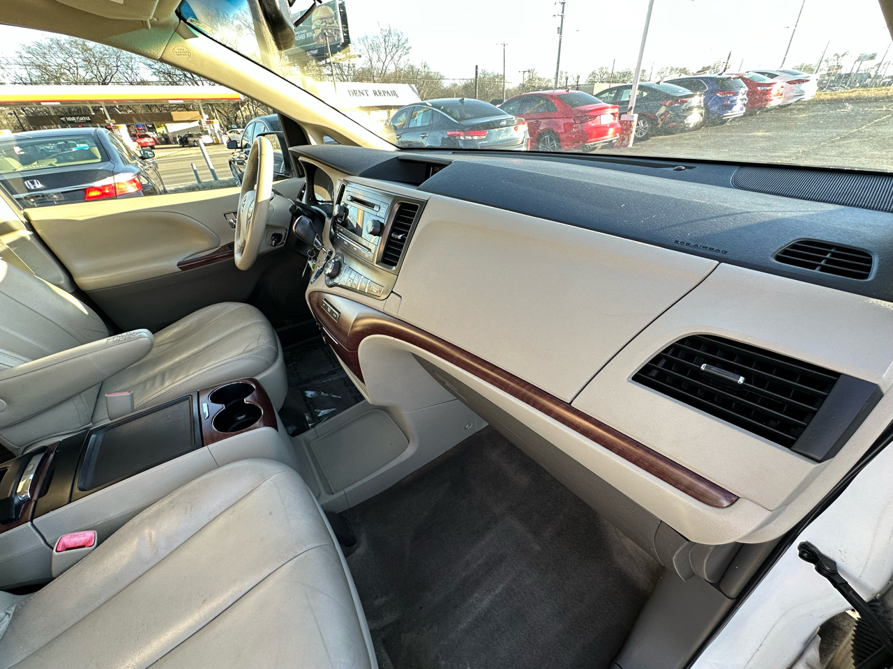 Toyota Sienna Limited AWD 7-Passenger V6 2014