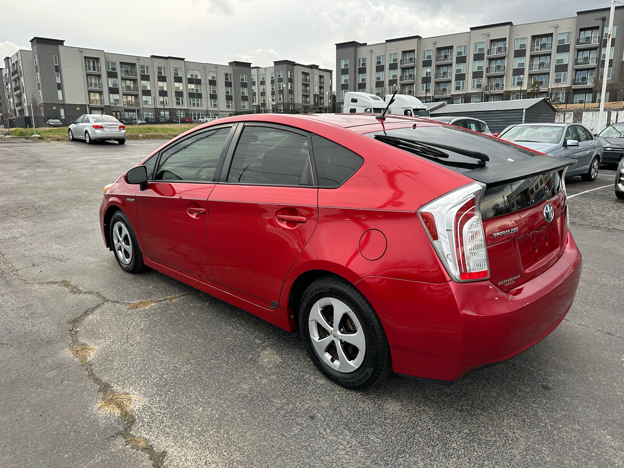 Toyota Prius Prius V 2012