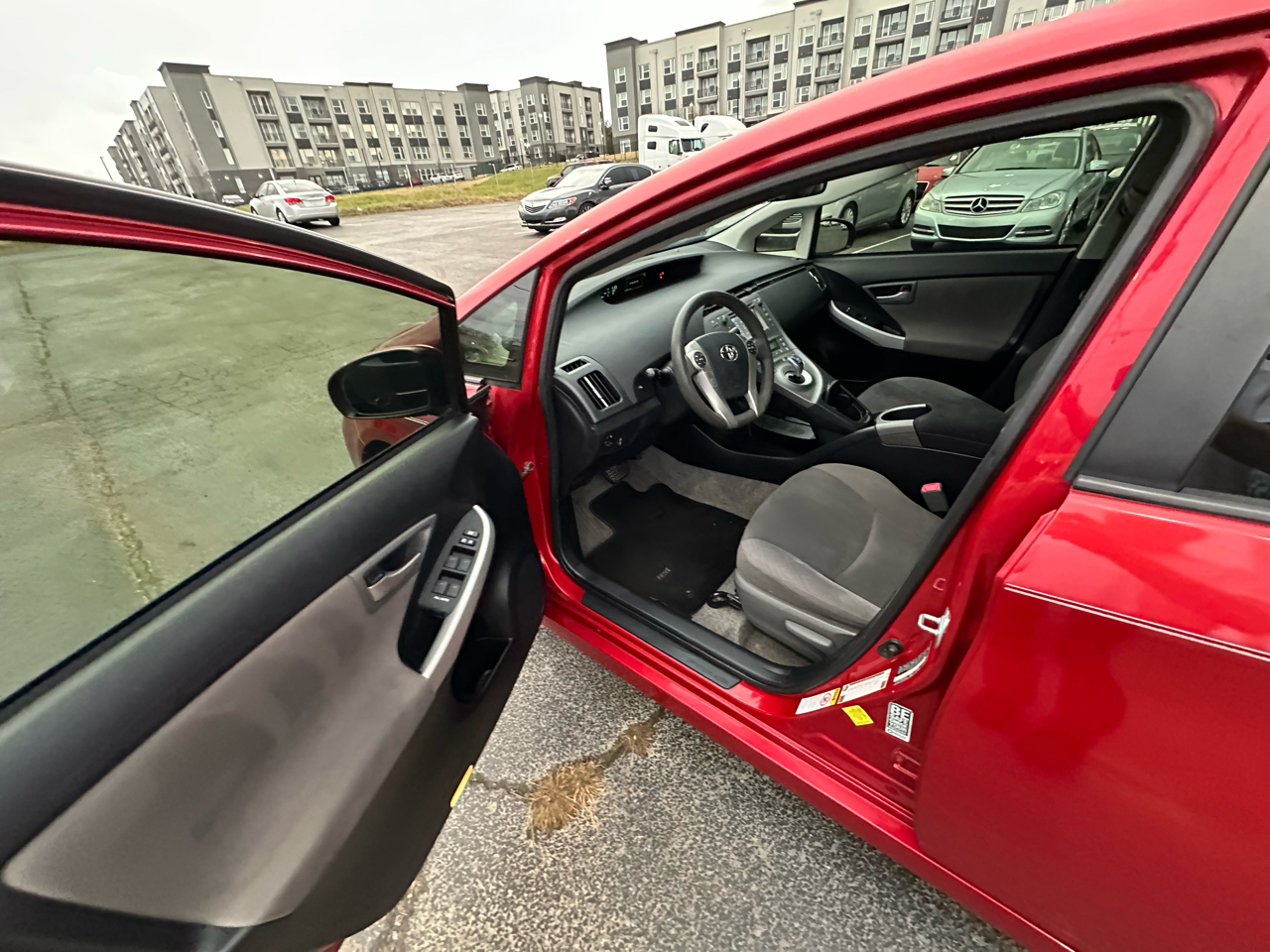 Toyota Prius Prius V 2012