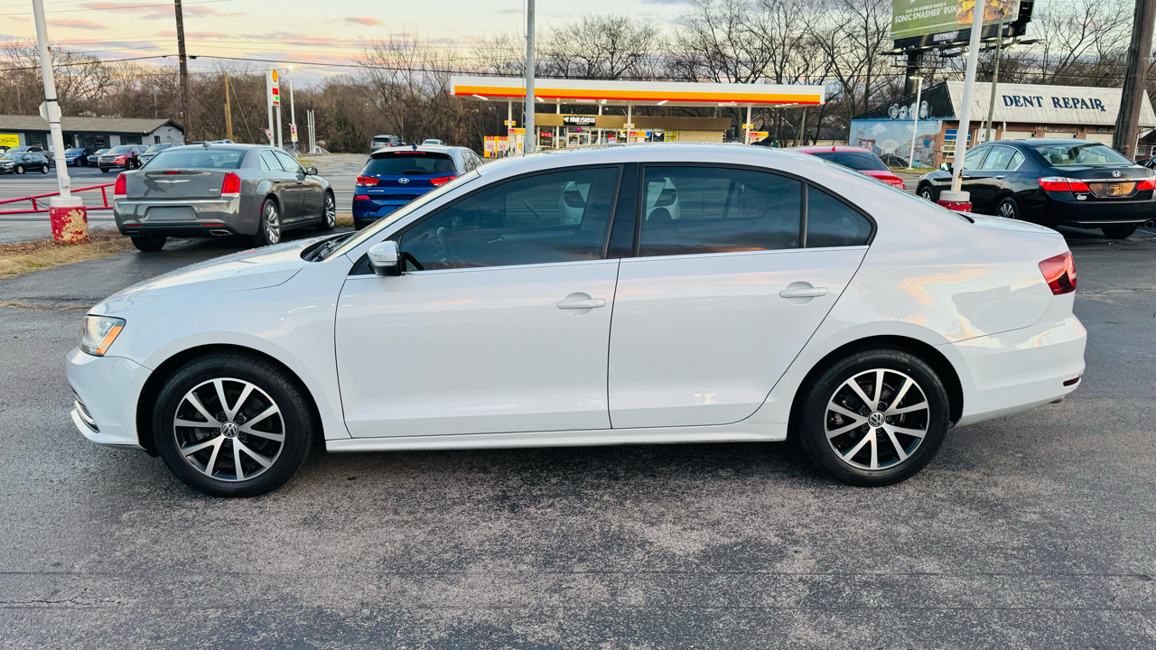 Volkswagen Jetta 1.4T SE 6A 2017