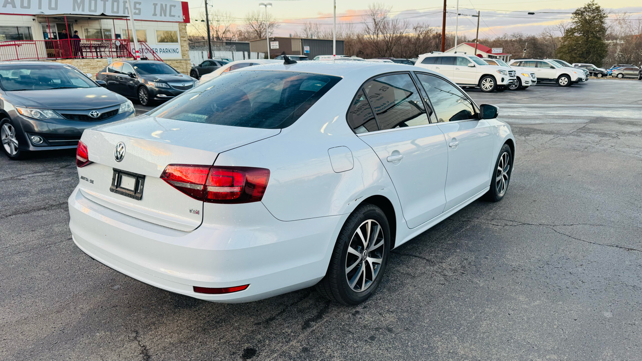 Volkswagen Jetta 1.4T SE 6A 2017