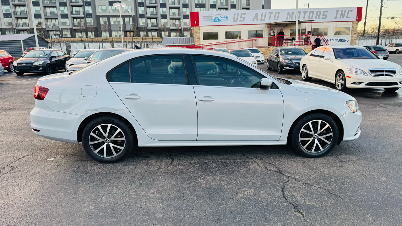 Volkswagen Jetta 1.4T SE 6A 2017