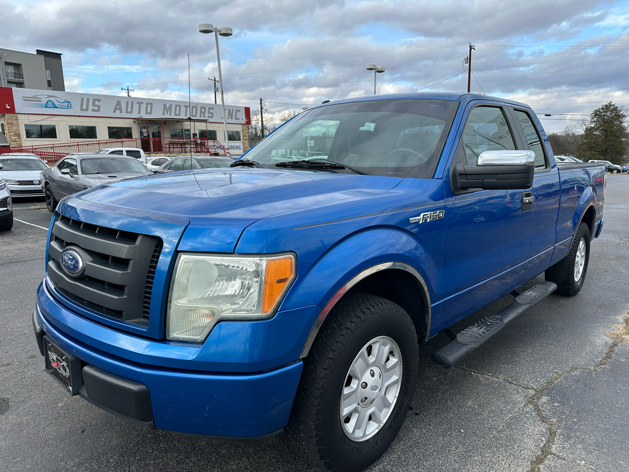 Ford F-150 2WD SuperCab 133" STX 2011