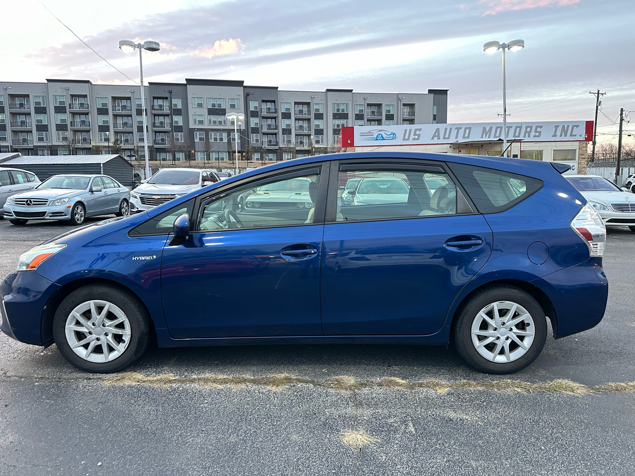 Toyota Prius V Two 2012