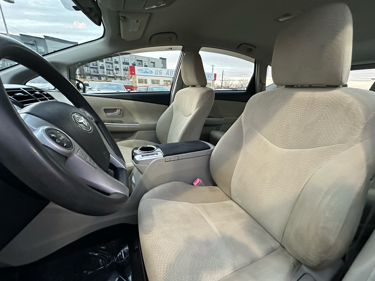 Toyota Prius V Two 2012