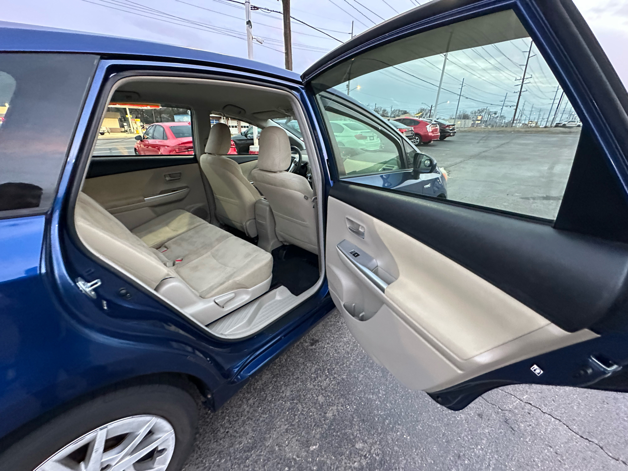 Toyota Prius V Two 2012