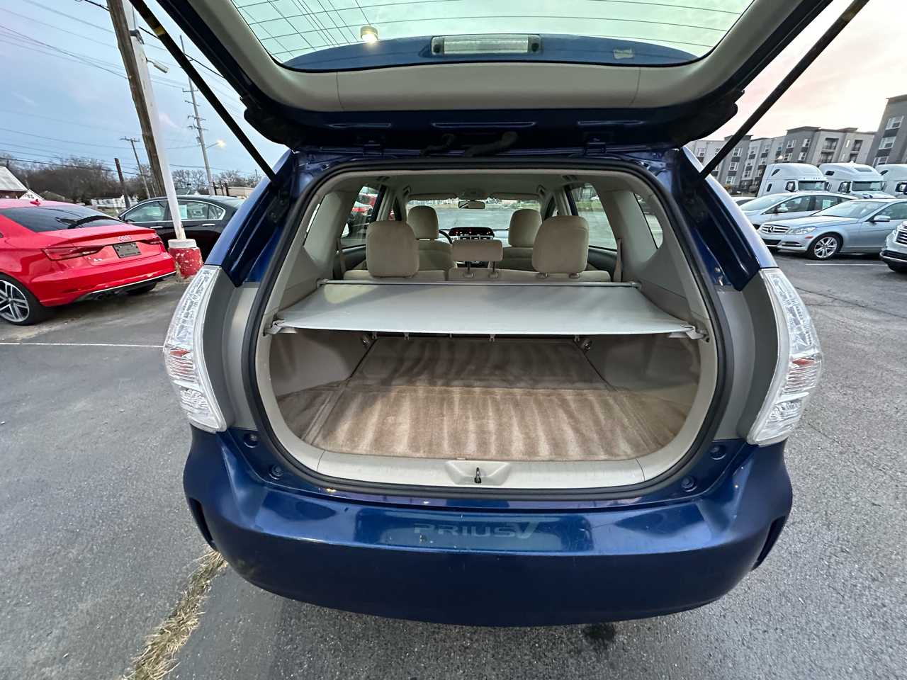 Toyota Prius V Two 2012