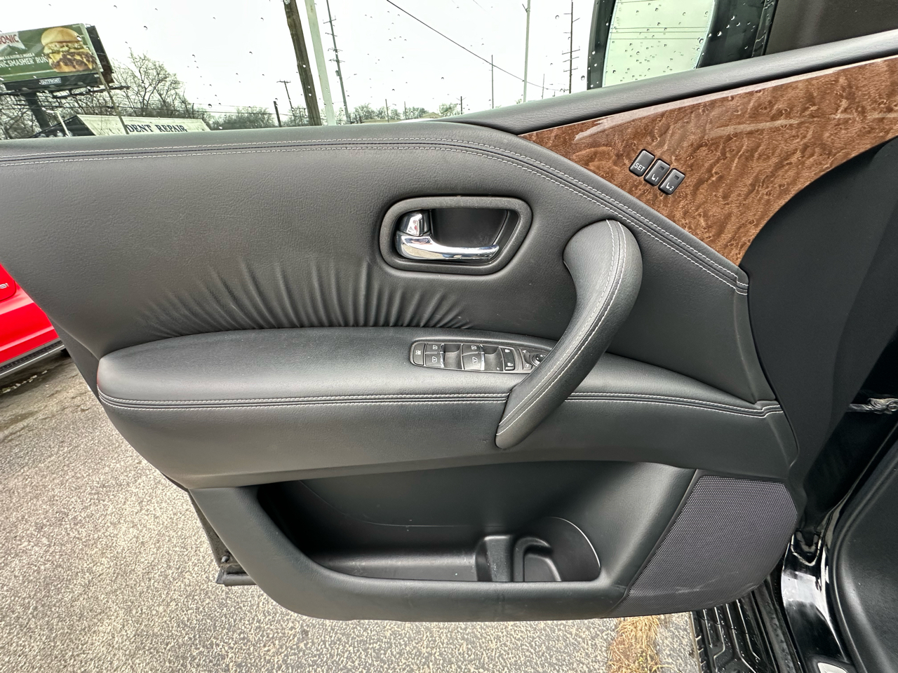 Infiniti QX80 2WD 2017