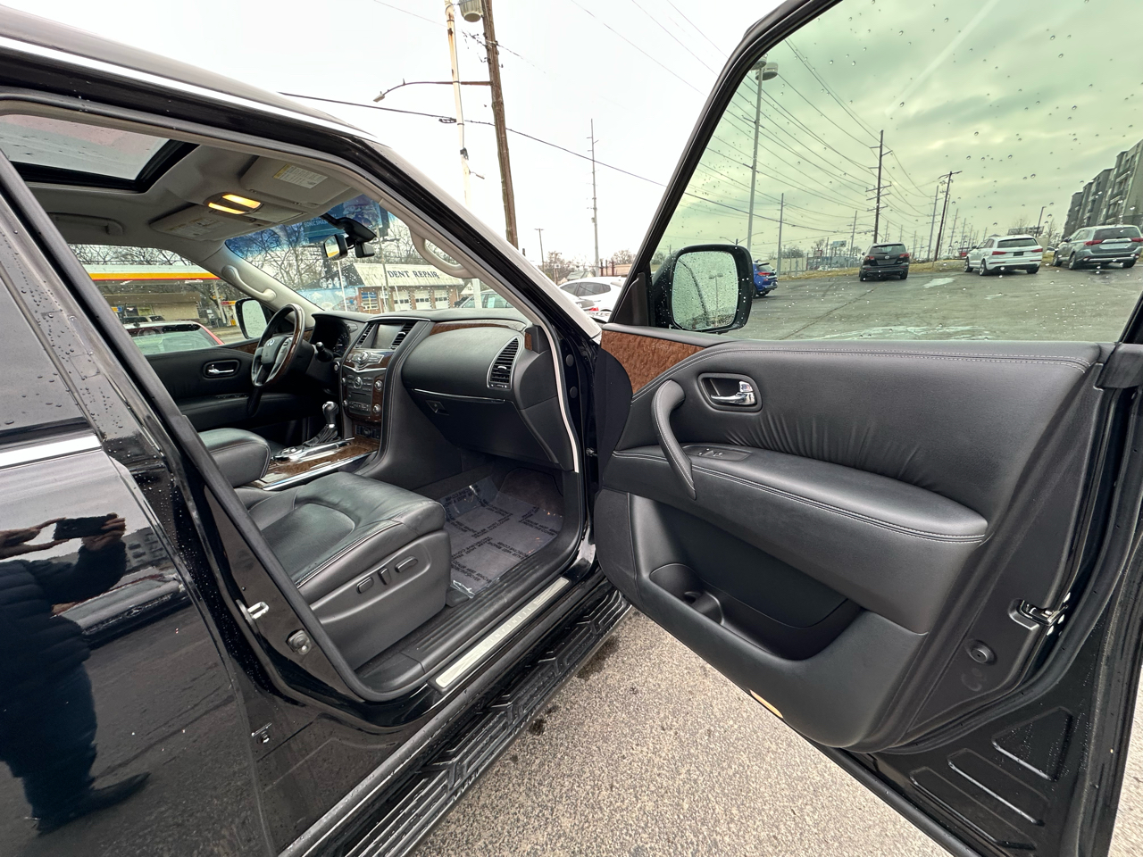 Infiniti QX80 2WD 2017