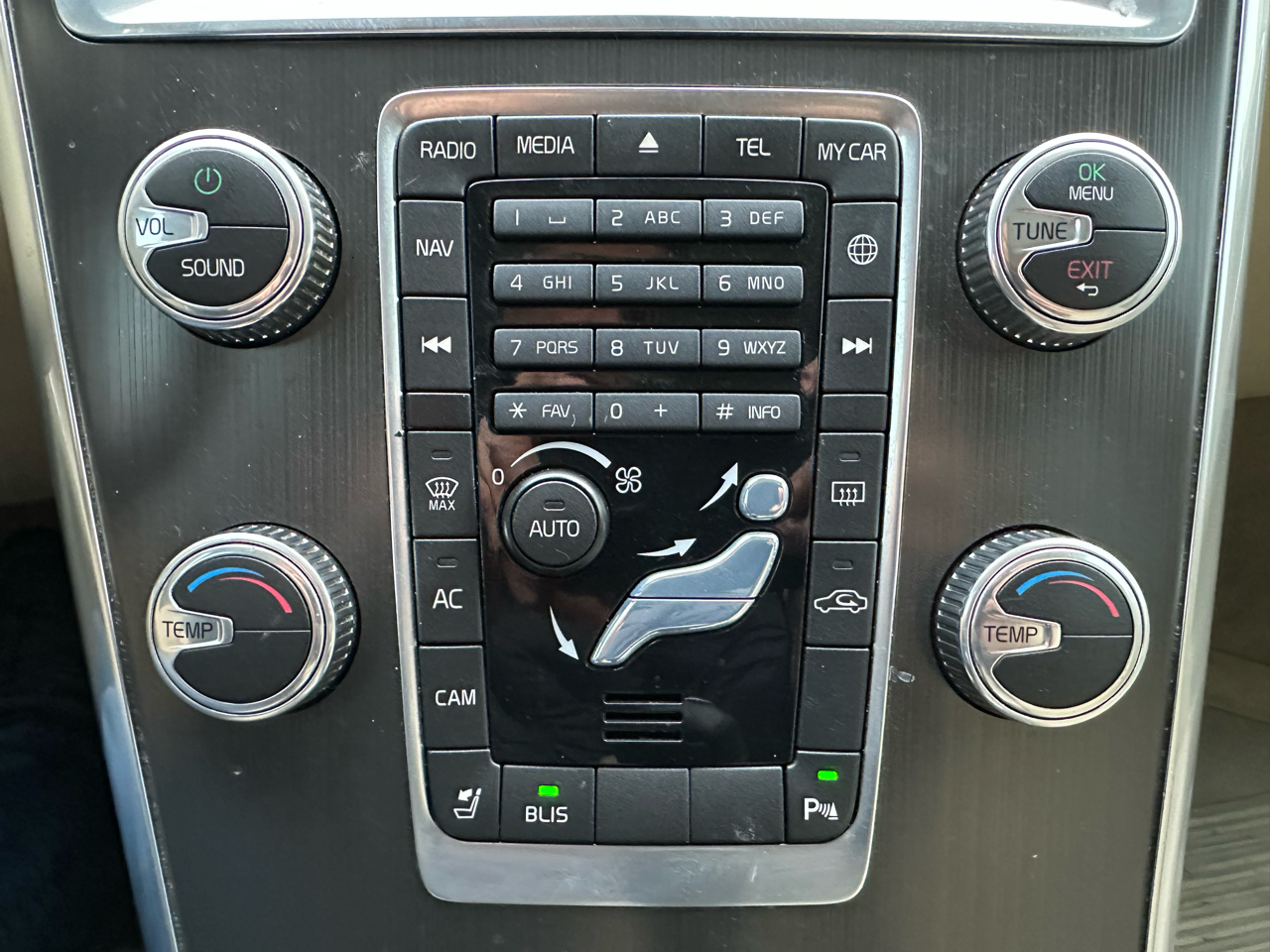 Volvo XC60 T6 Premier AWD 2015