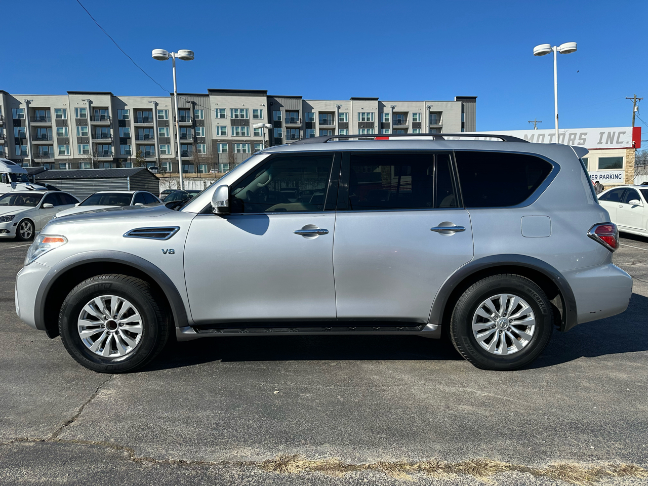 Nissan Armada Platinum 2WD 2017
