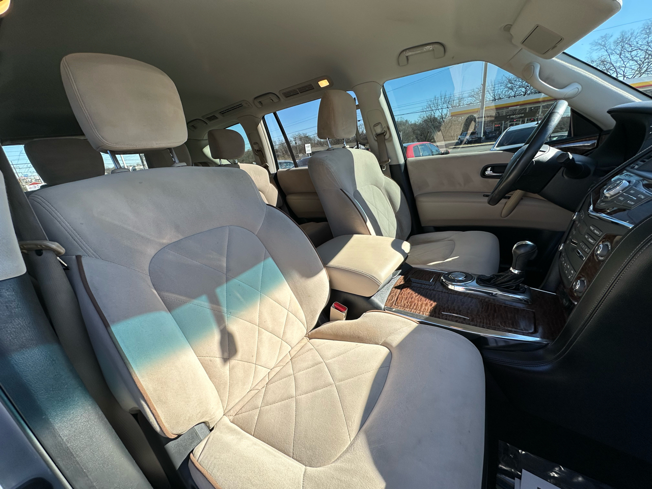 Nissan Armada Platinum 2WD 2017