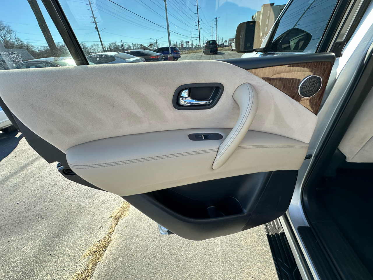 Nissan Armada Platinum 2WD 2017