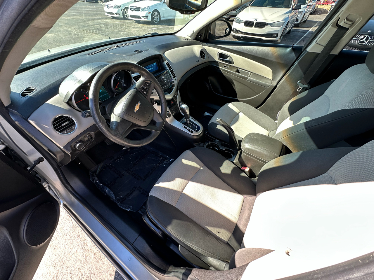 Chevrolet Cruze 2LS 2011