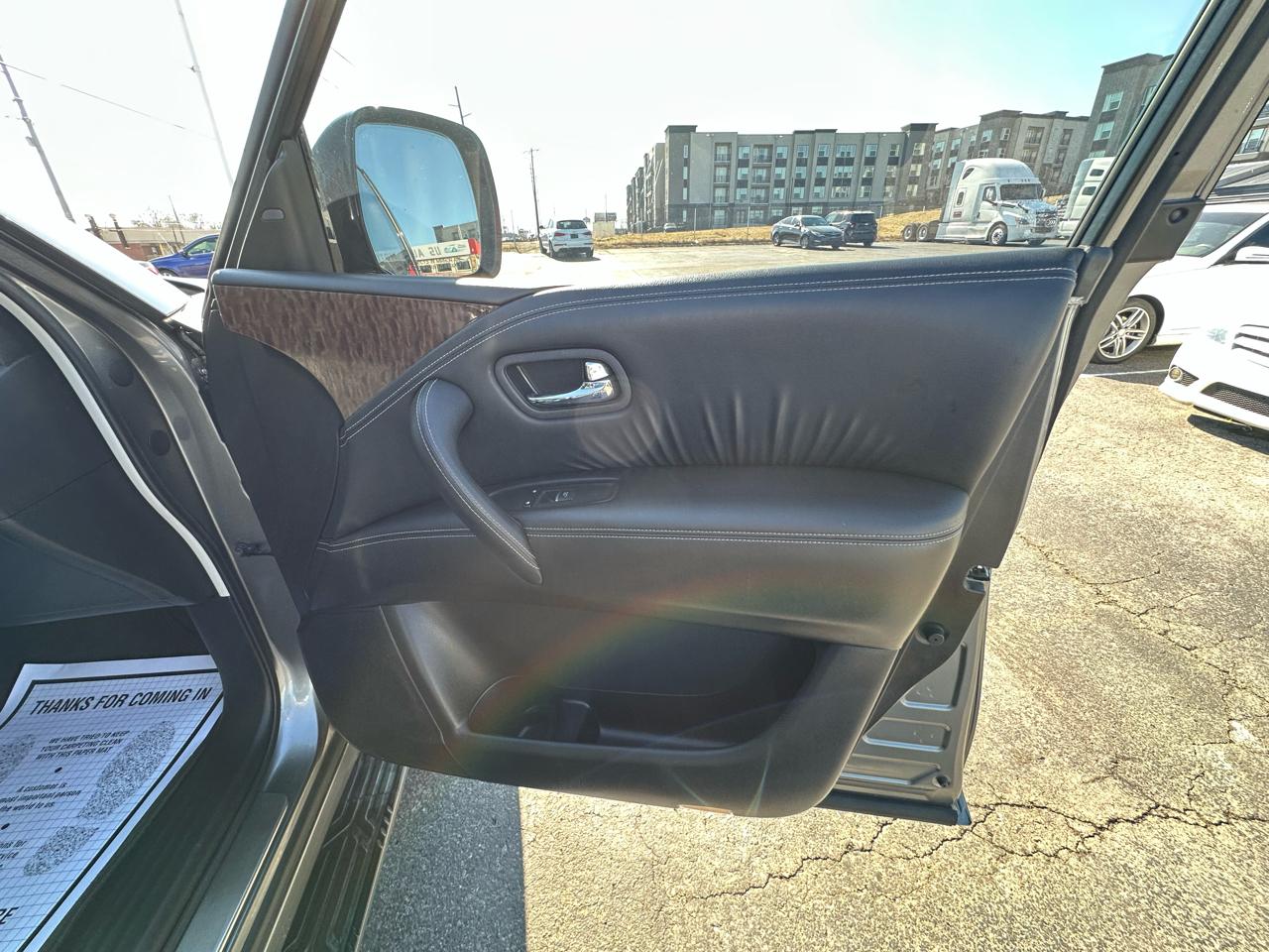 Nissan Armada Platinum 2WD 2017