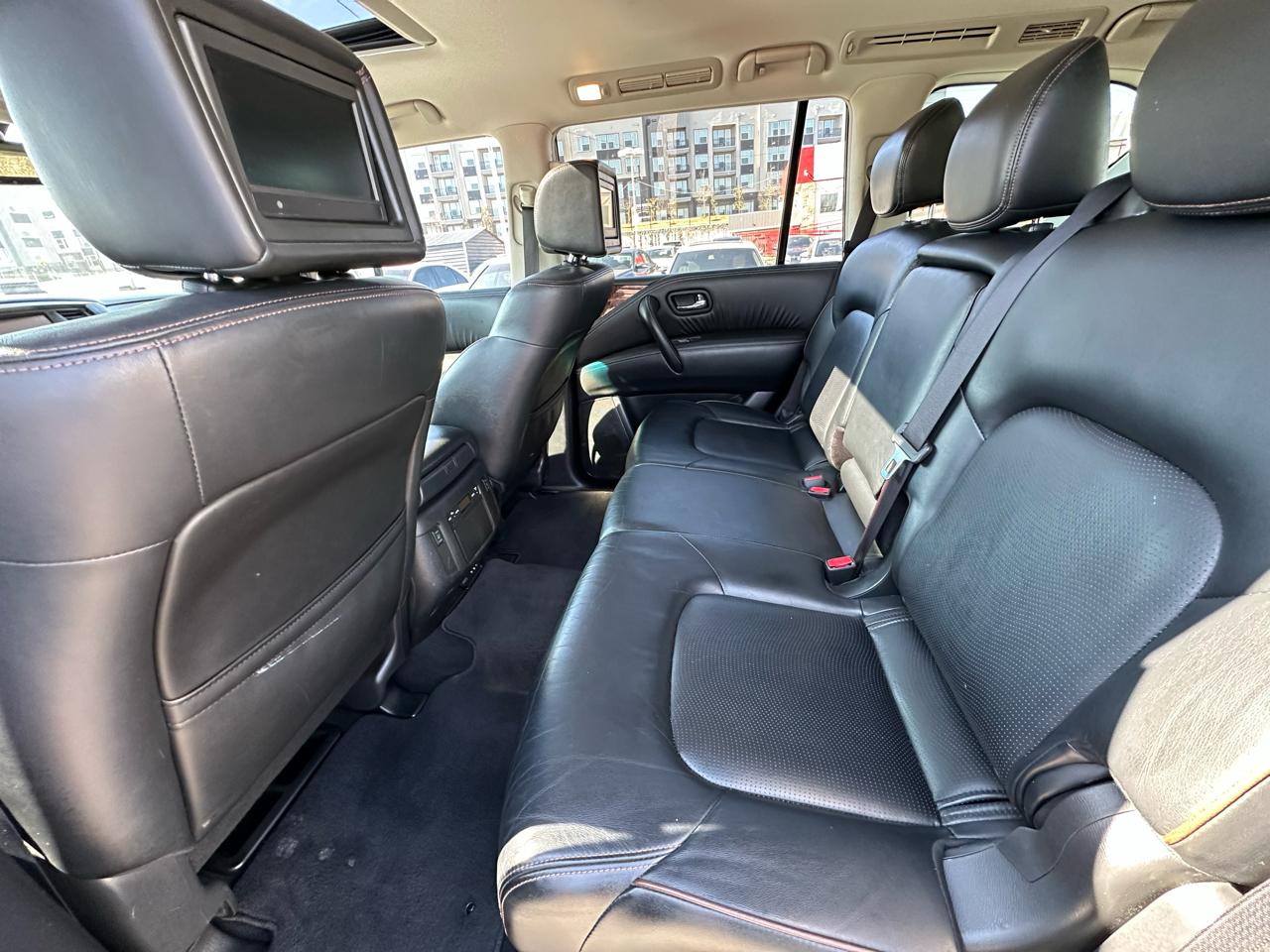 Nissan Armada Platinum 2WD 2017