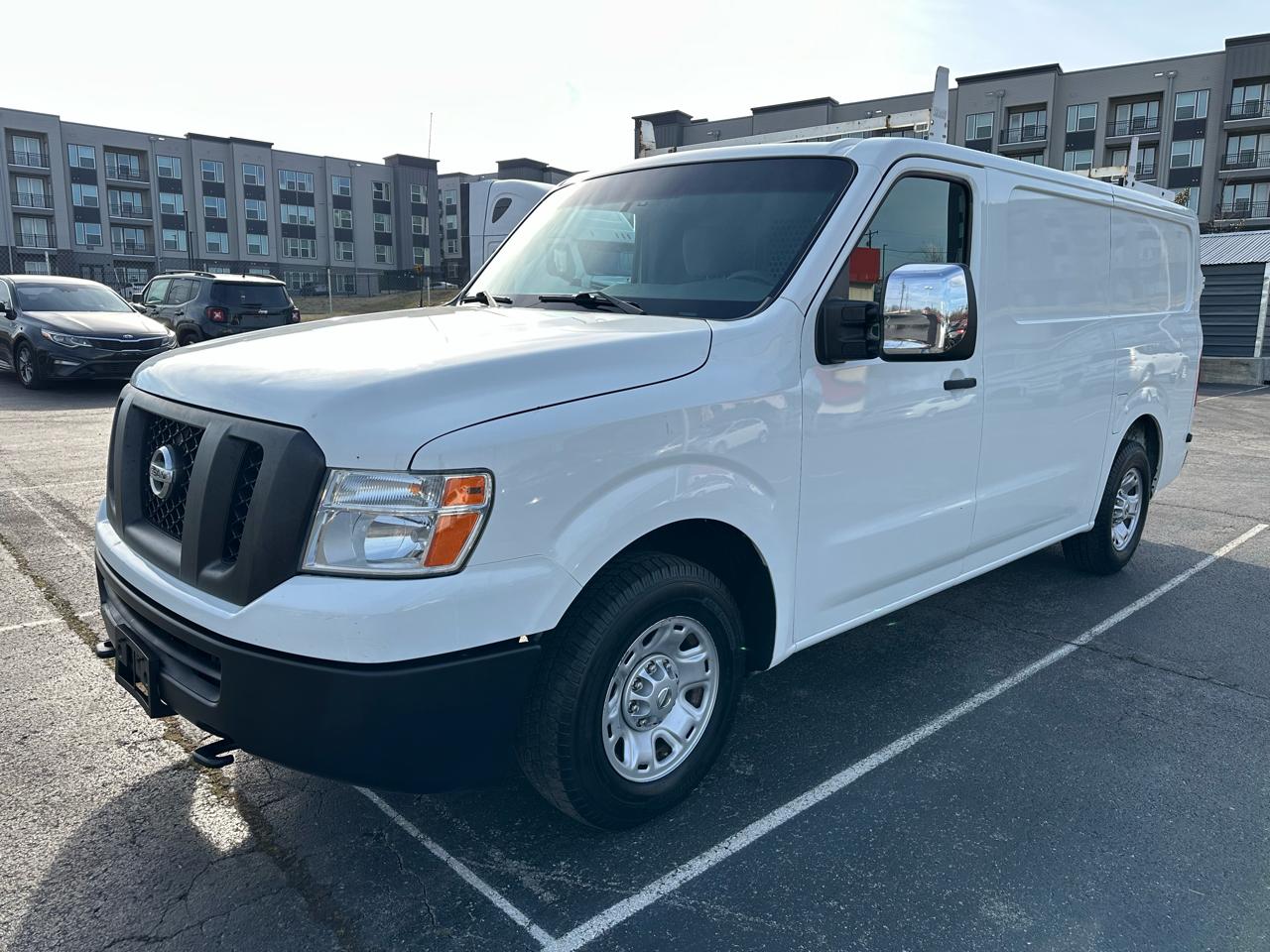 Nissan NV Cargo 3500 HD SV High Roof 2017