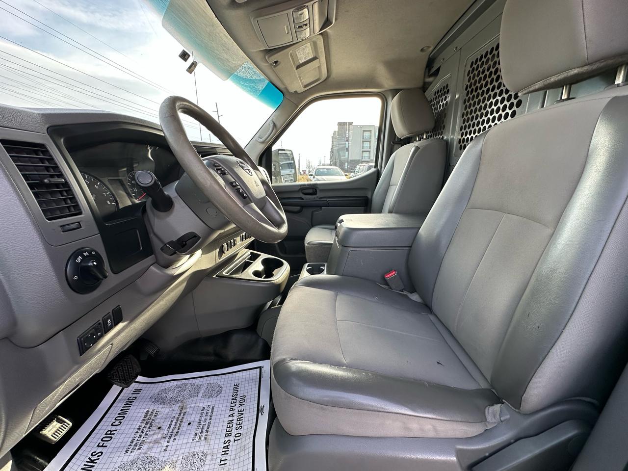 Nissan NV Cargo 3500 HD SV High Roof 2017