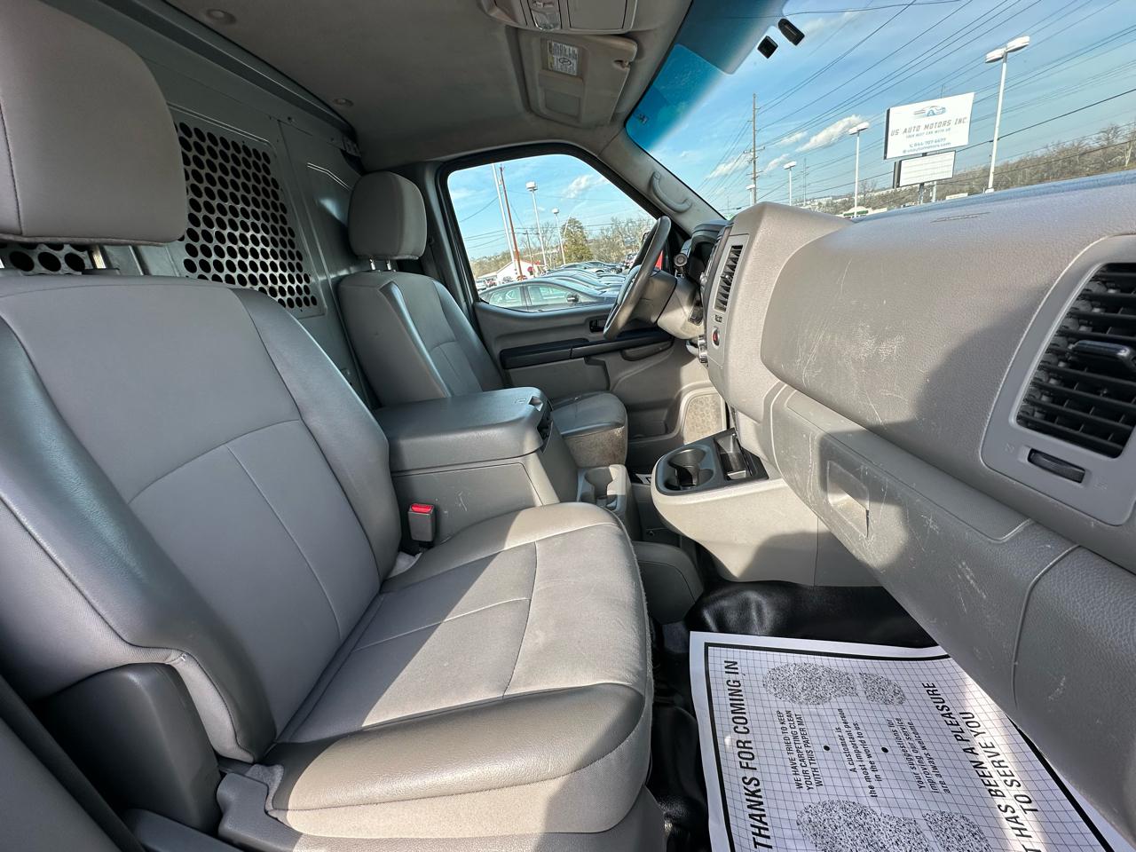 Nissan NV Cargo 3500 HD SV High Roof 2017
