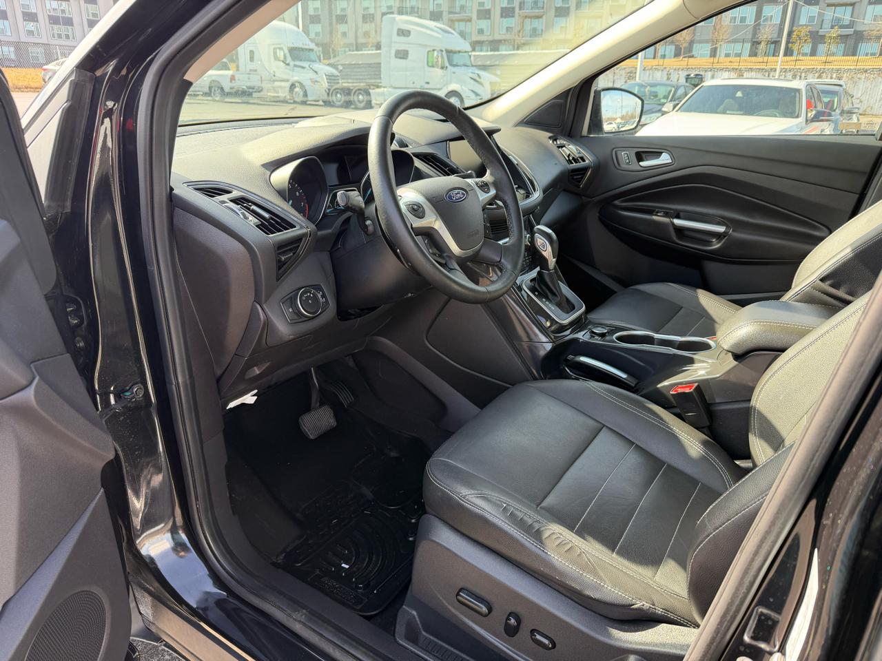 Ford Escape Titanium FWD 2014