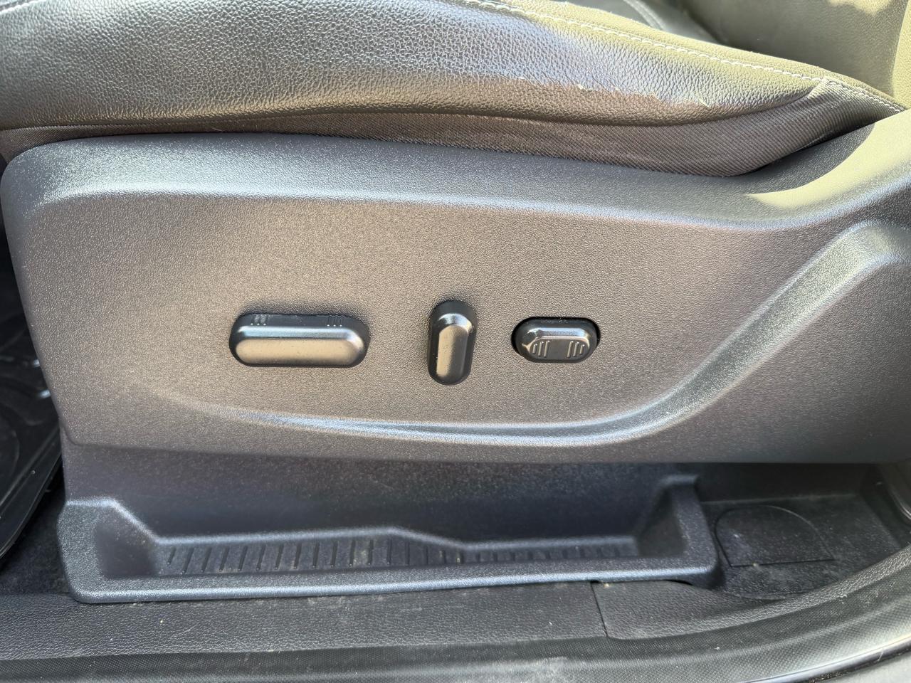 Ford Escape Titanium FWD 2014