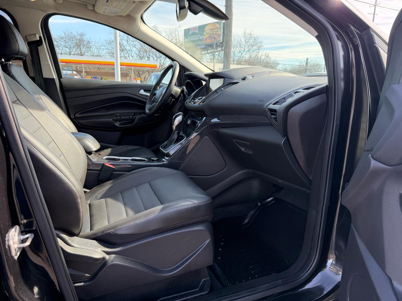 Ford Escape Titanium FWD 2014