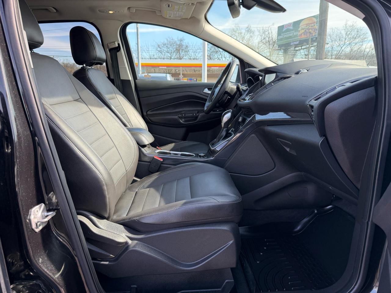 Ford Escape Titanium FWD 2014