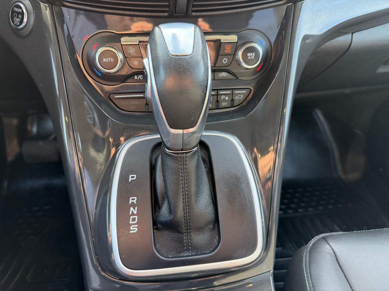 Ford Escape Titanium FWD 2014