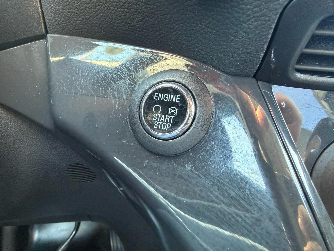 Ford Escape Titanium FWD 2014