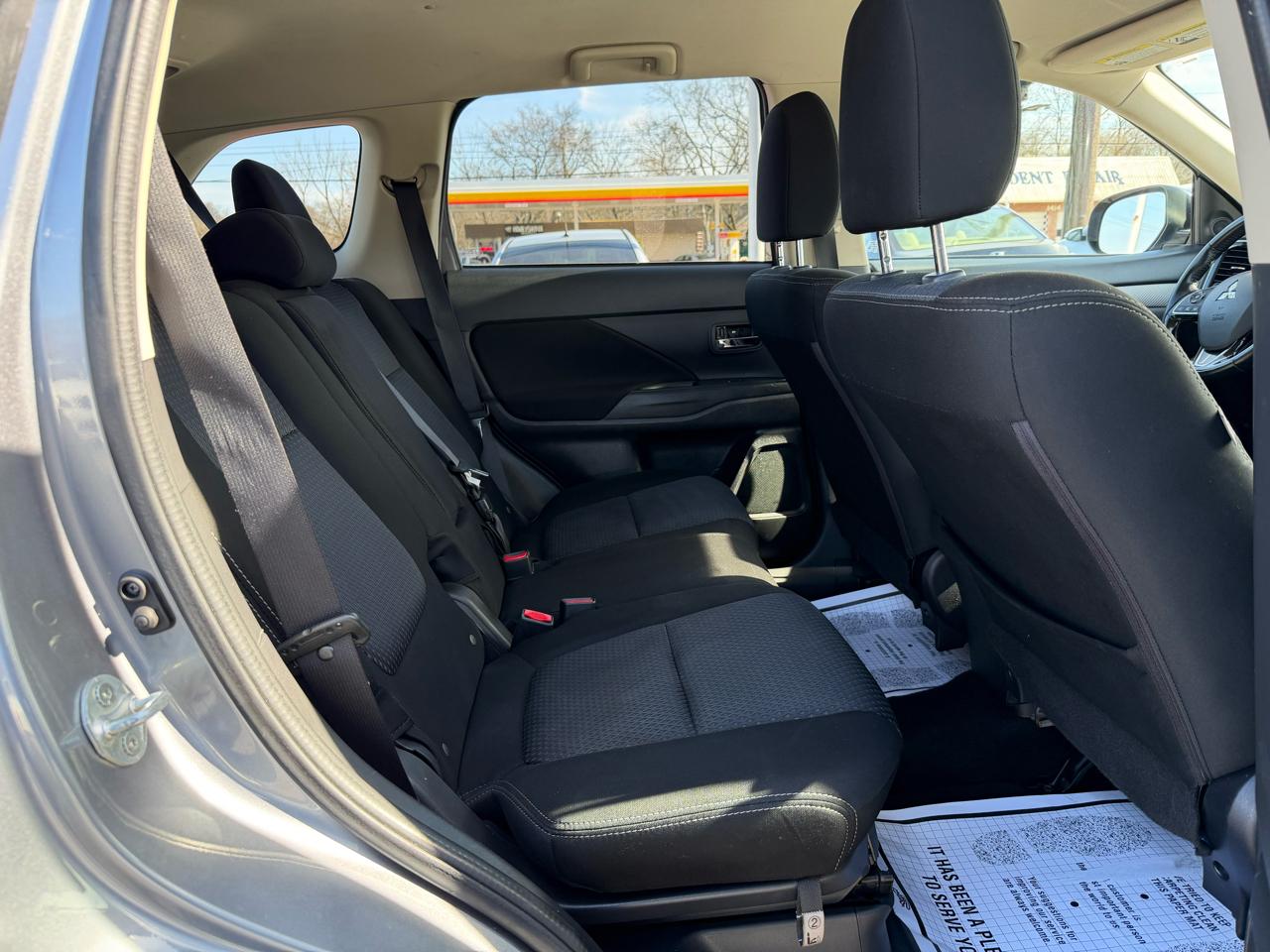 Mitsubishi Outlander ES 2WD 2017