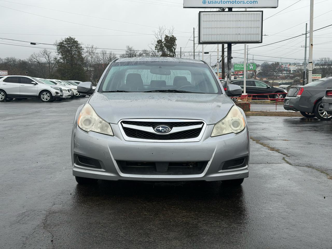 Subaru Legacy 2.5i Premium 2011