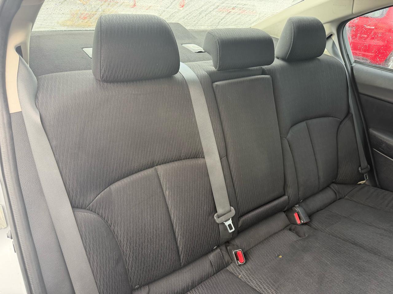 Subaru Legacy 2.5i Premium 2011