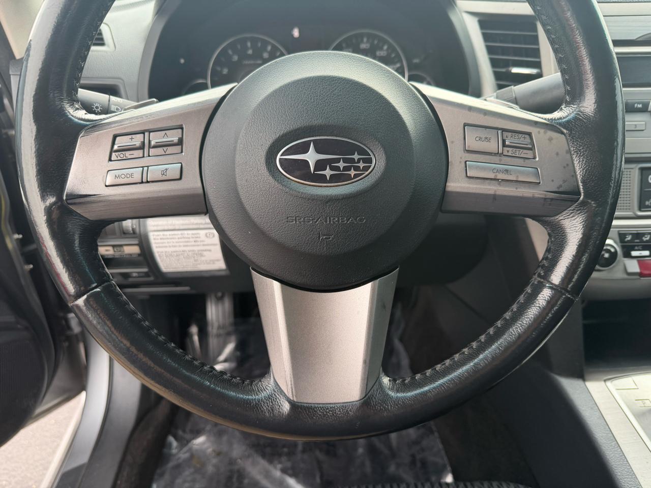 Subaru Legacy 2.5i Premium 2011