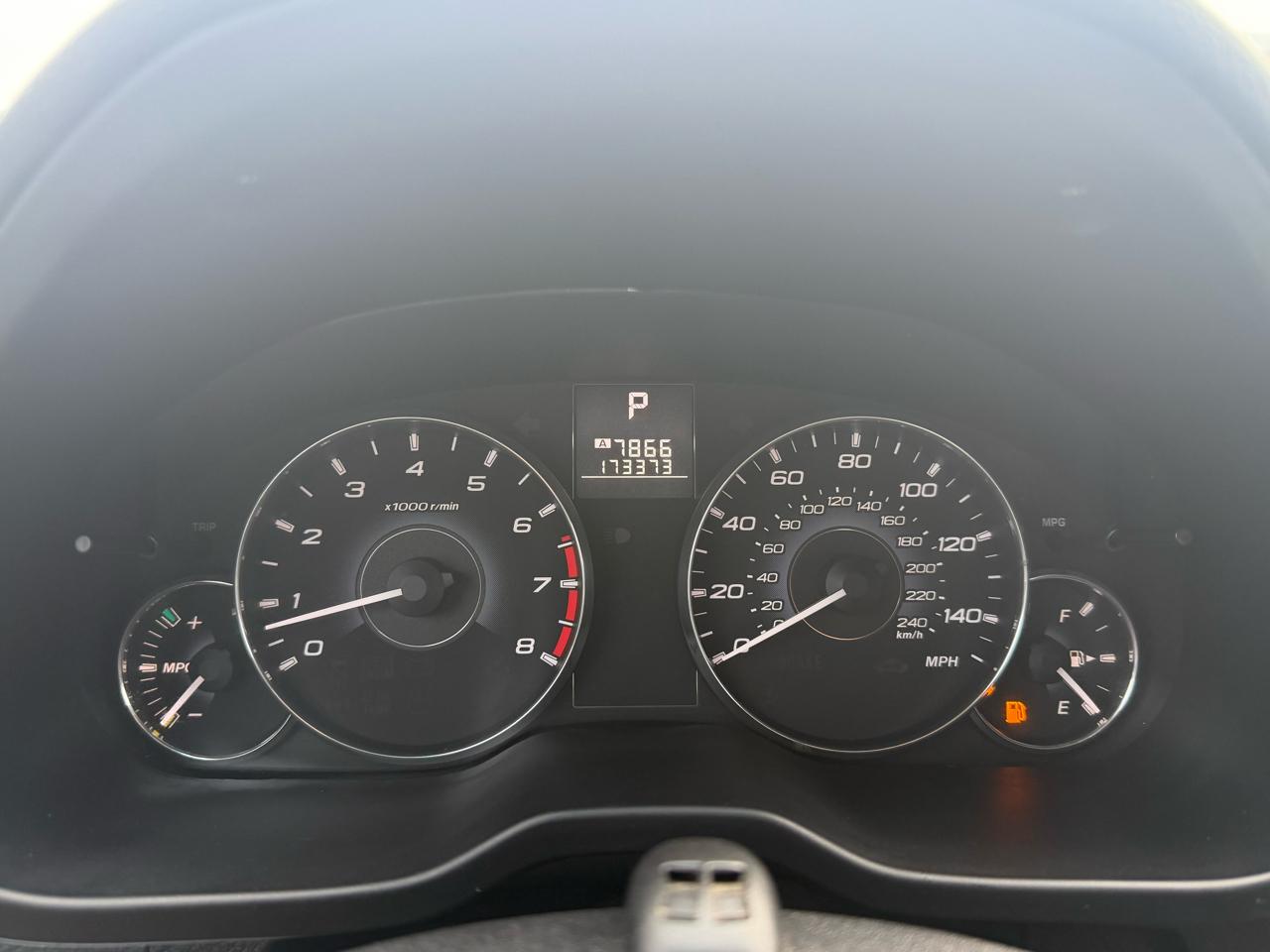 Subaru Legacy 2.5i Premium 2011