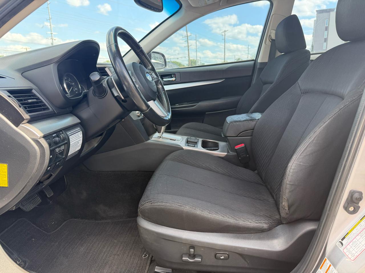 Subaru Legacy 2.5i Premium 2011