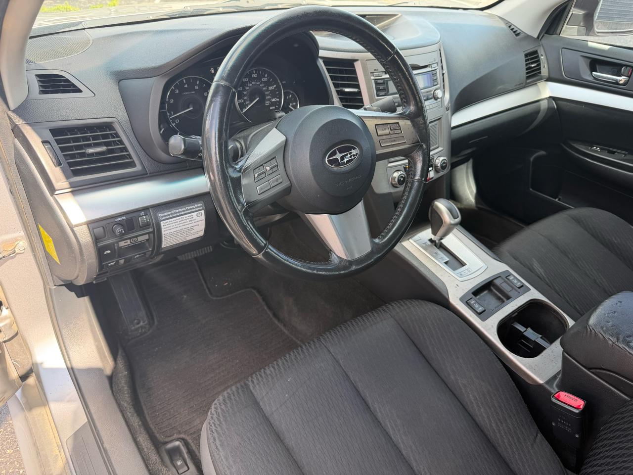 Subaru Legacy 2.5i Premium 2011